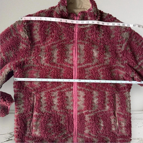 JOHN ELLIOTT REVERSIBLE POLAR FLEECE FULL ZIP ROAN JACQUARD Size 3 / L - Picture 8 of 16